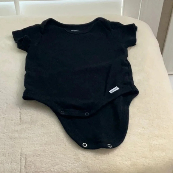 ONIES - Picture 6 of 11